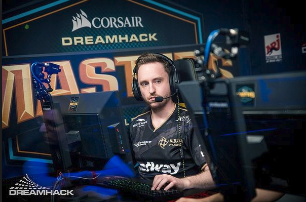  Christopher “GeT_RiGhT Alesund