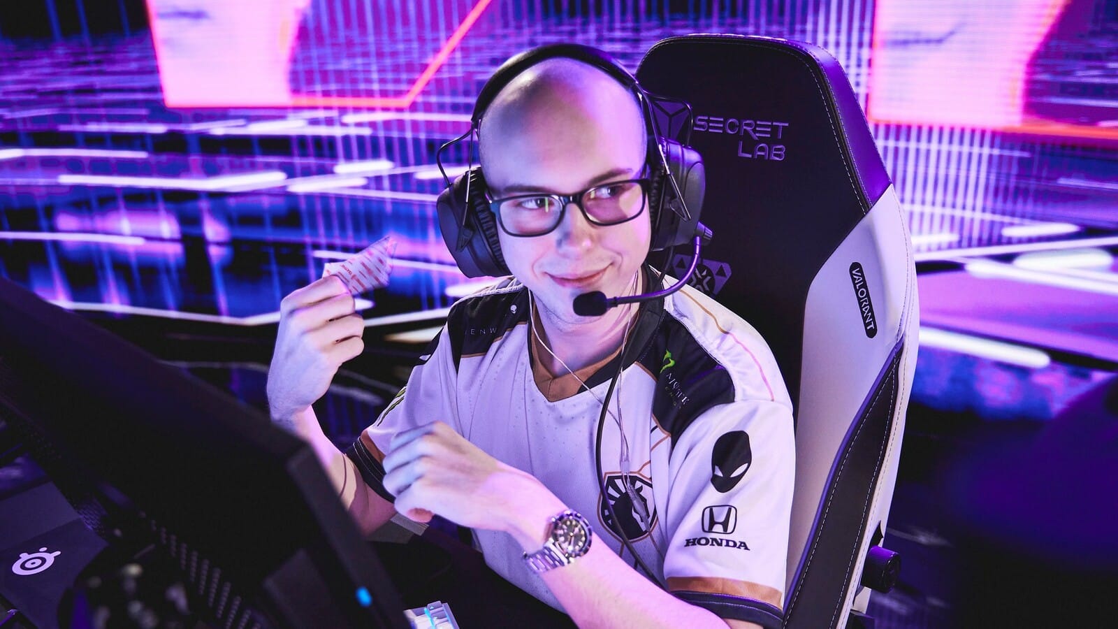 Team Liquid bench Valorant player L1NK and add Dreamas - Dexerto